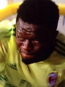 SHOCK: Sulley Muntari disgraces AC Milan shirt in a tantrum after his substitution