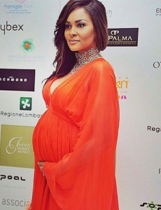 Menaye heavily pregnant as Ghana star Sulley Muntari's family expect their first child