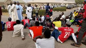 FC Taraba players vow to remain at governors gates until salaries are paid